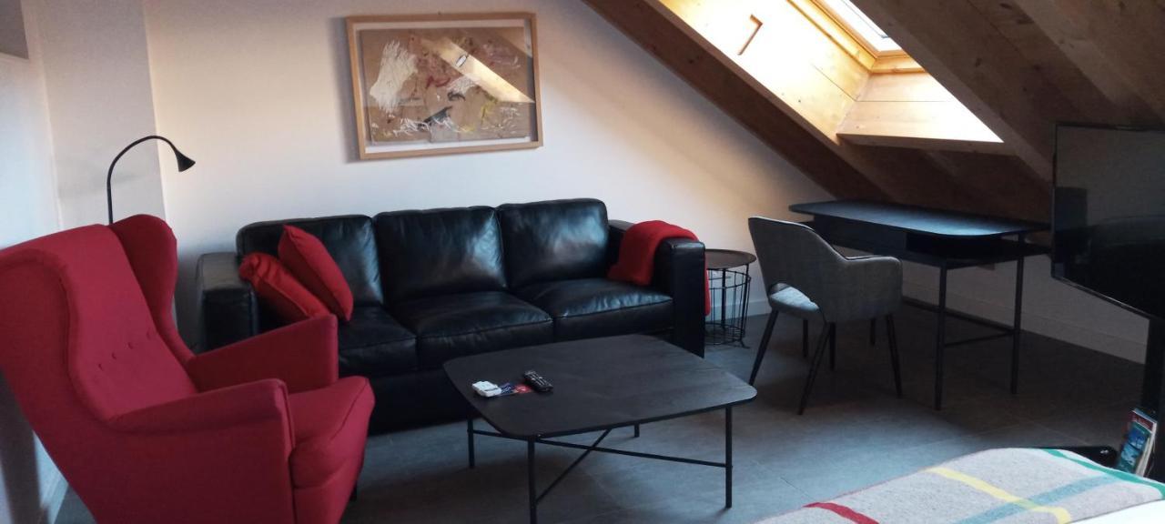 Slow Leon Apartamentos Turisticos Екстер'єр фото