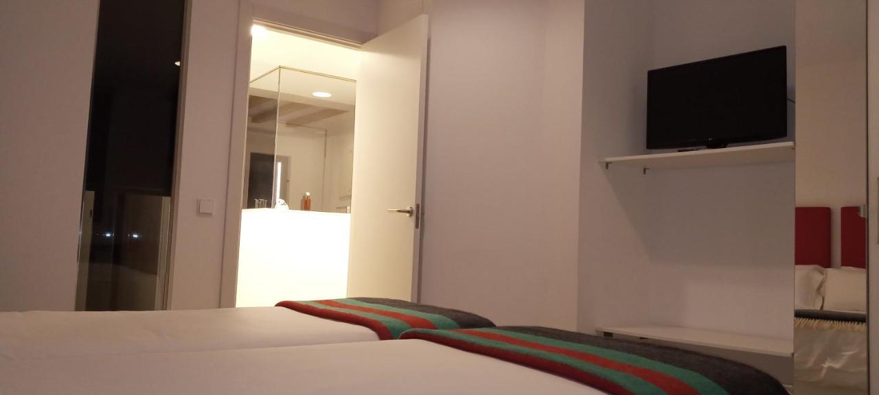 Slow Leon Apartamentos Turisticos Екстер'єр фото